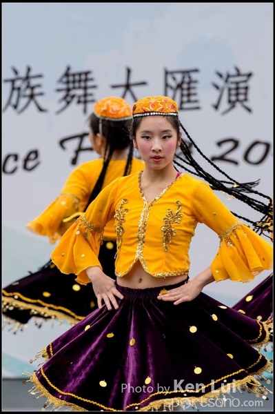 402Folk Dance