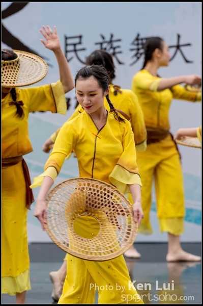 435Folk Dance