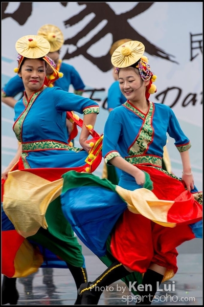 487Folk Dance