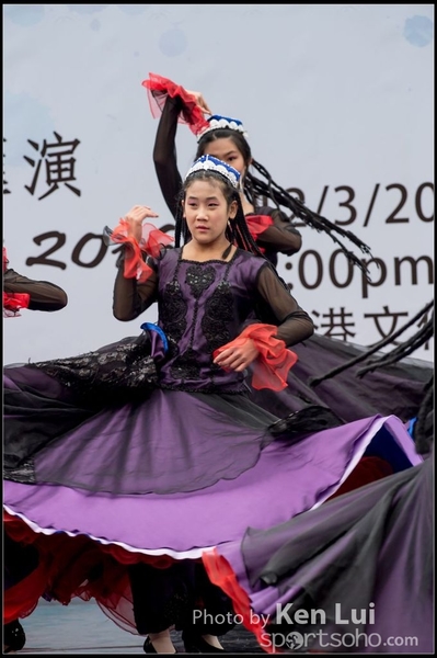 498Folk Dance