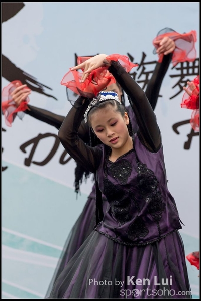 509Folk Dance