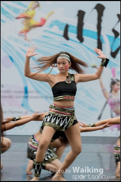 145 Chinese Folk Dance