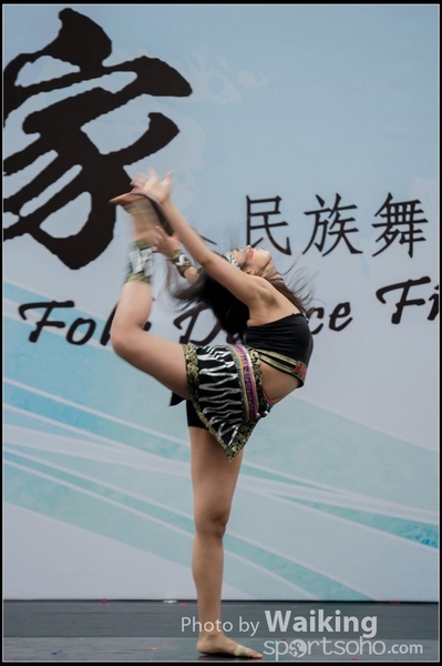 146 Chinese Folk Dance