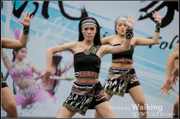 158 Chinese Folk Dance