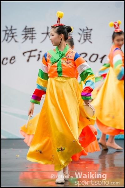 192 Chinese Folk Dance
