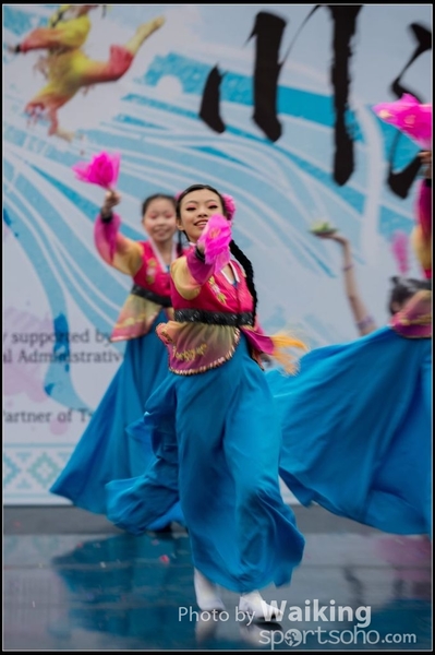 253 Chinese Folk Dance