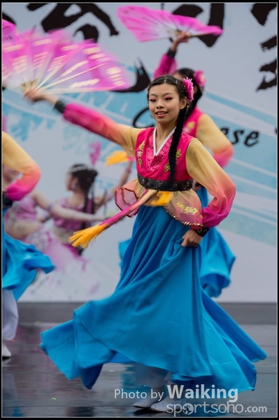 259 Chinese Folk Dance