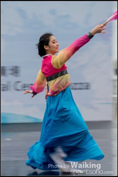 266 Chinese Folk Dance