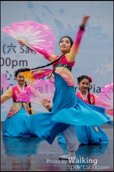 273 Chinese Folk Dance