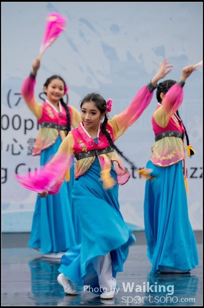274 Chinese Folk Dance