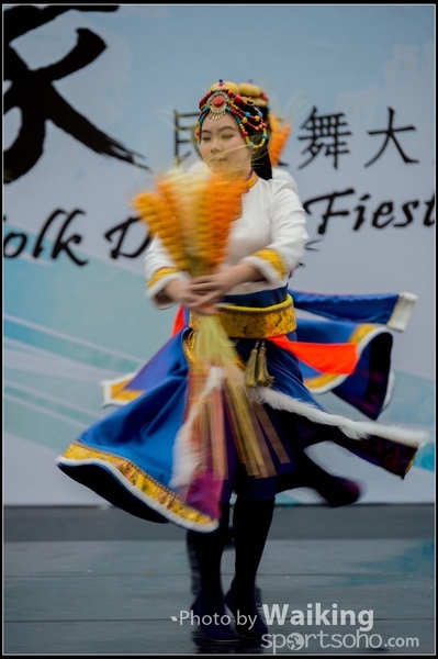 339 Chinese Folk Dance