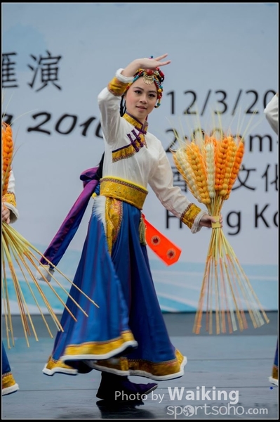 344 Chinese Folk Dance