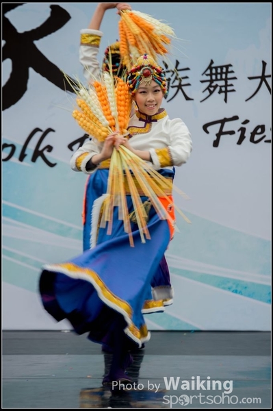 346 Chinese Folk Dance