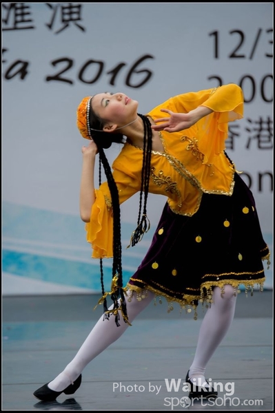 377 Chinese Folk Dance