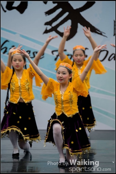 378 Chinese Folk Dance