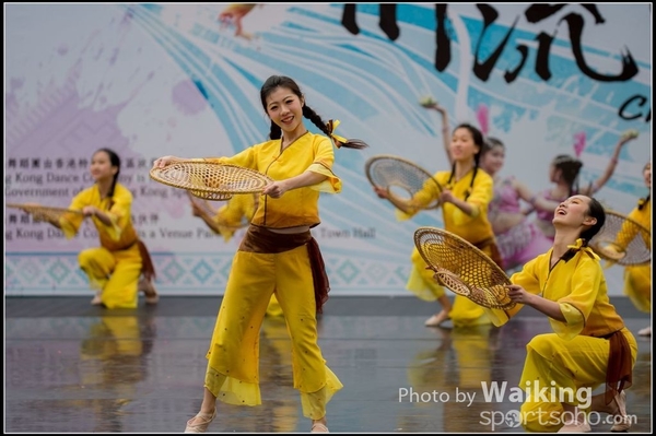 407 Chinese Folk Dance