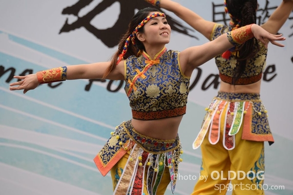 Folk Dance (74)