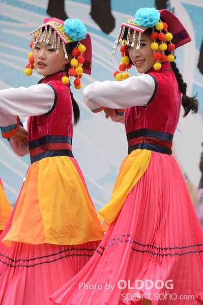 Folk Dance (116)