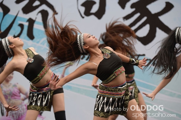 Folk Dance (124)