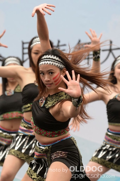 Folk Dance (153)