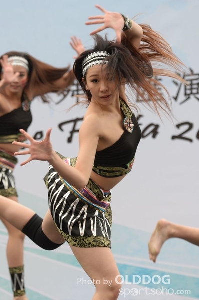Folk Dance (166)