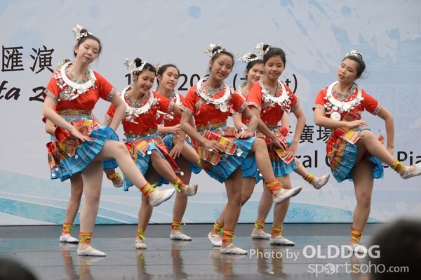 Folk Dance (181)