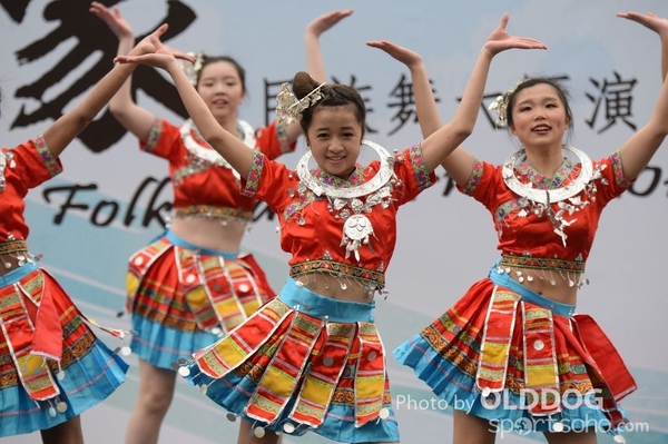 Folk Dance (191)