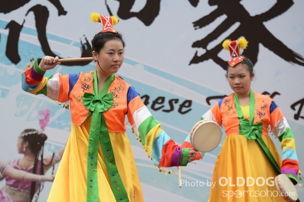 Folk Dance (208)