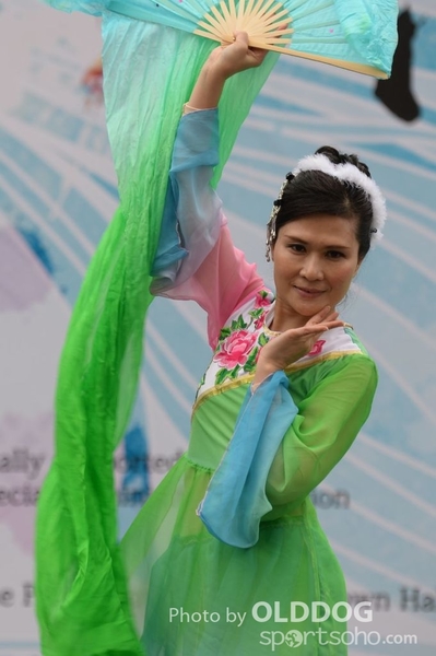 Folk Dance (253)