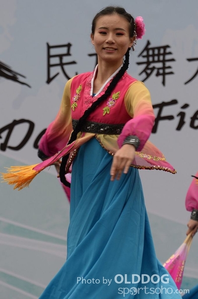 Folk Dance (257)