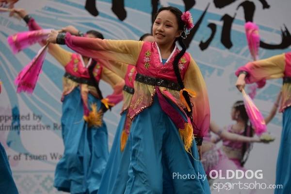 Folk Dance (258)