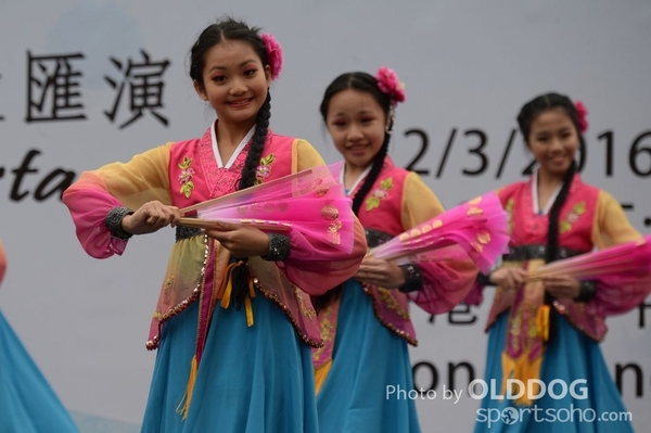Folk Dance (271)