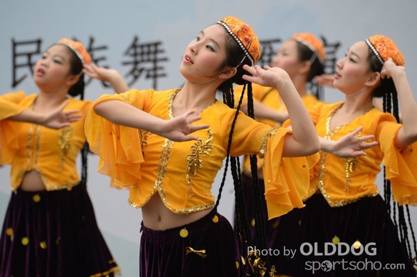Folk Dance (400)