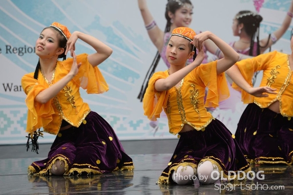 Folk Dance (405)