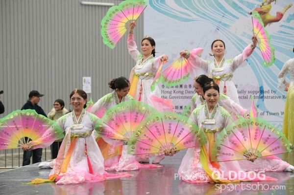 Folk Dance (412)