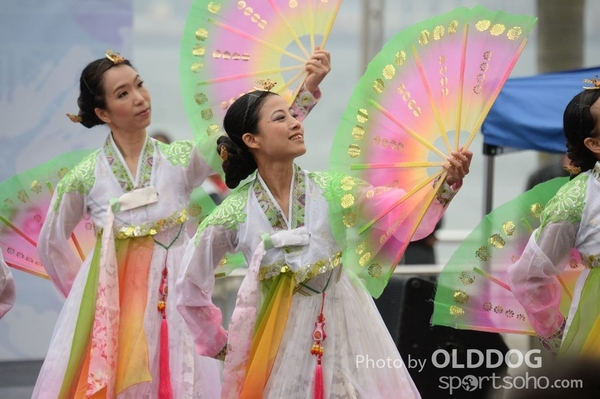 Folk Dance (414)