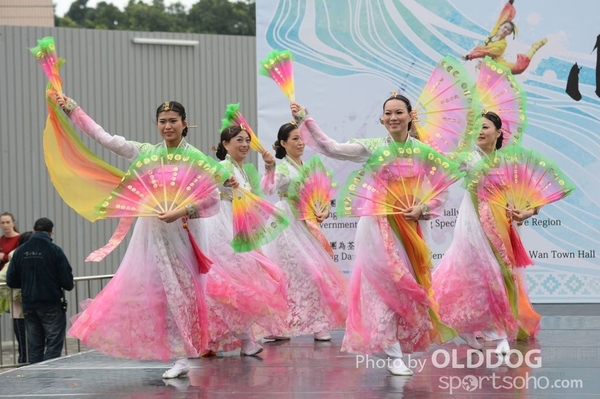 Folk Dance (418)