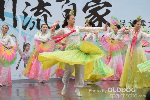 Folk Dance (428)