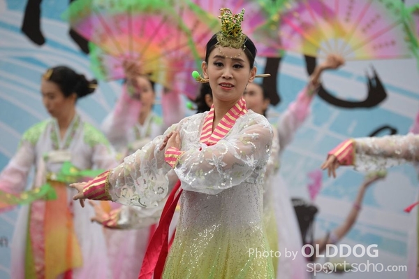 Folk Dance (430)