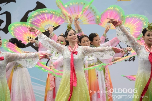 Folk Dance (435)