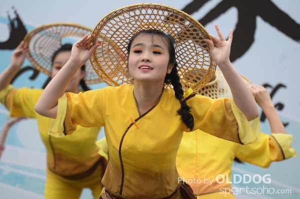 Folk Dance (448)