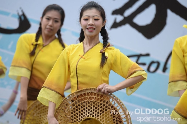 Folk Dance (452)