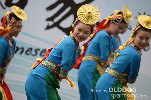 Folk Dance (477)