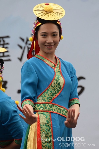 Folk Dance (480)