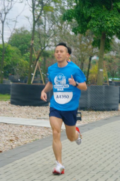 SG201372