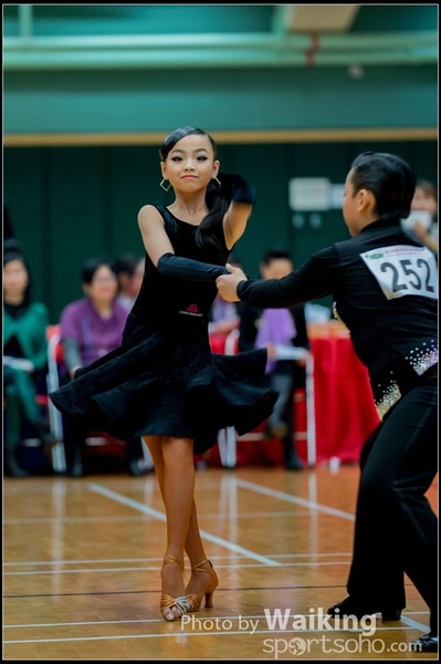 2016-03-27 18 District Dance 0331