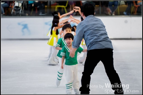 2016-0403 Skating 0500
