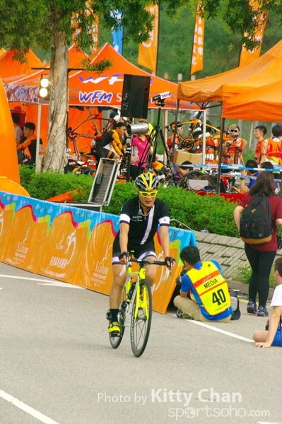 SG200558