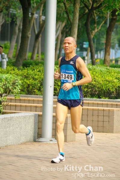 SG202169