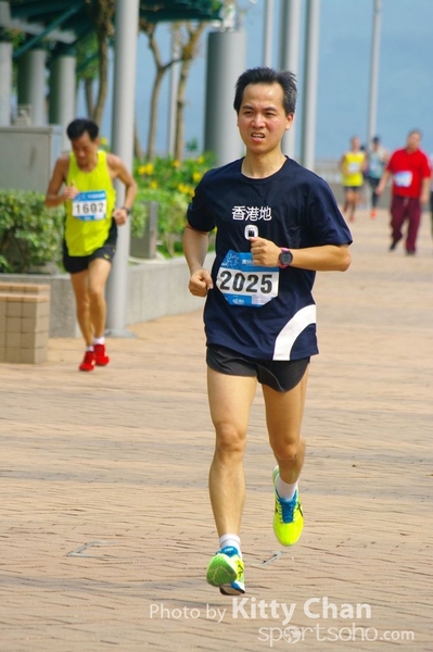 SG202172